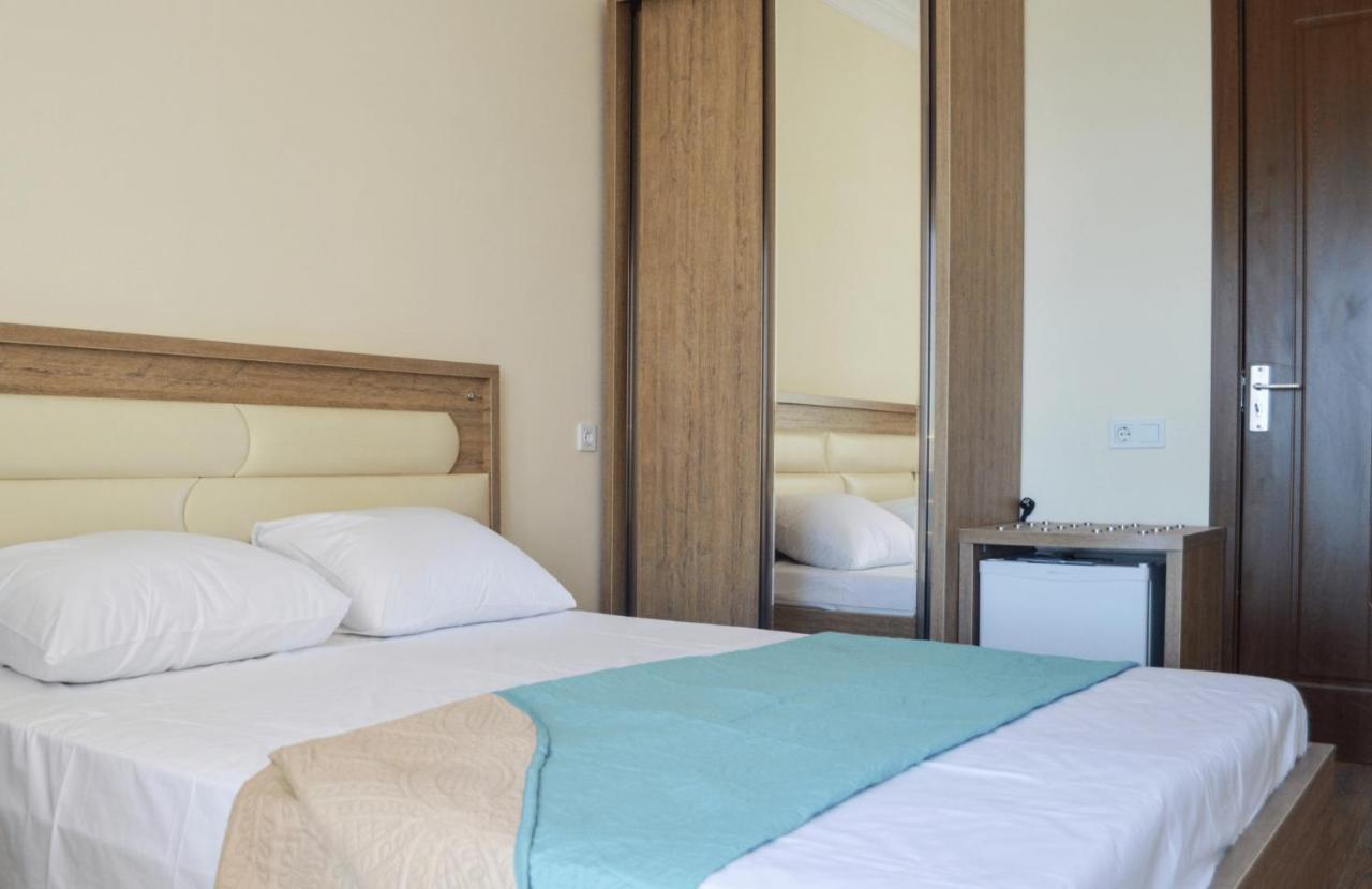 Sea Line Hotel Шекветили Экстерьер фото