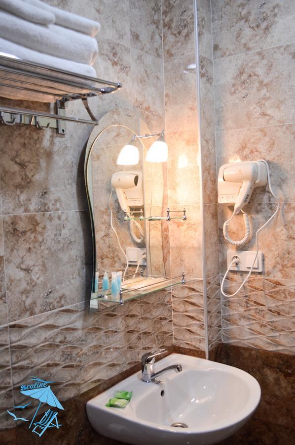 Sea Line Hotel Шекветили Экстерьер фото