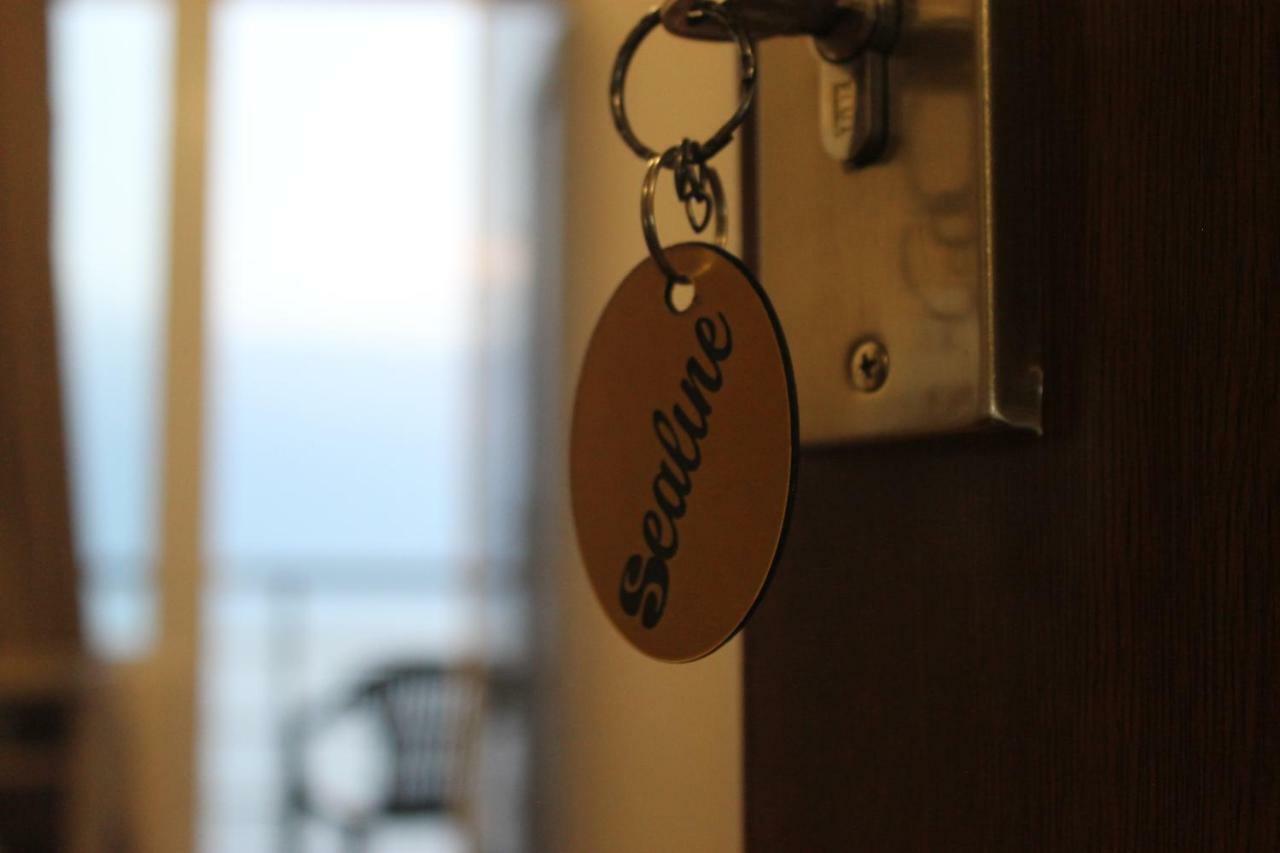 Sea Line Hotel Шекветили Экстерьер фото